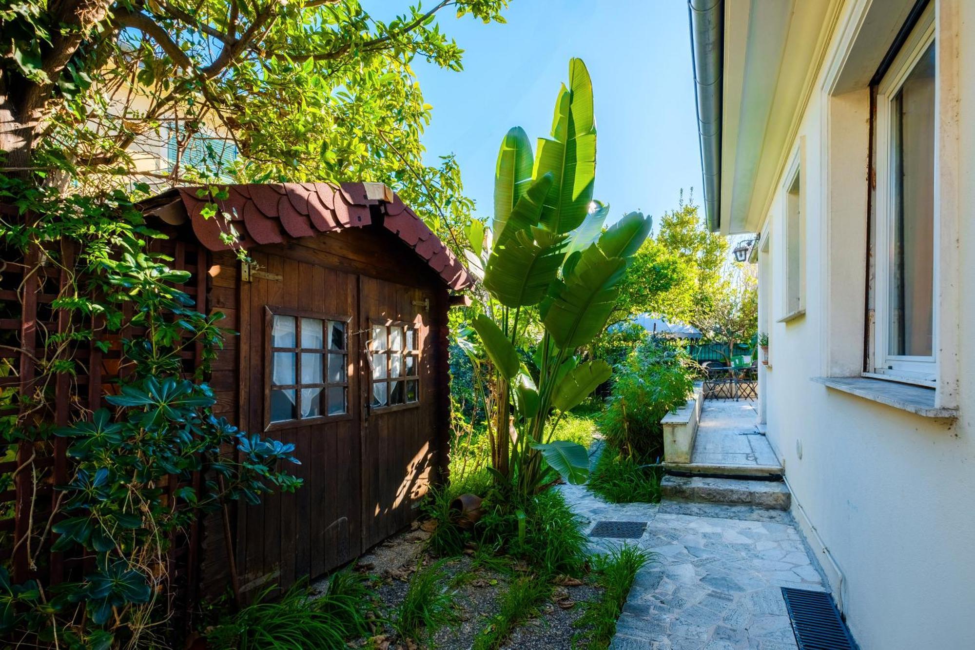 Eden 2 Apartament *